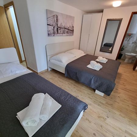 Apartments Niko ドラマリ エクステリア 写真