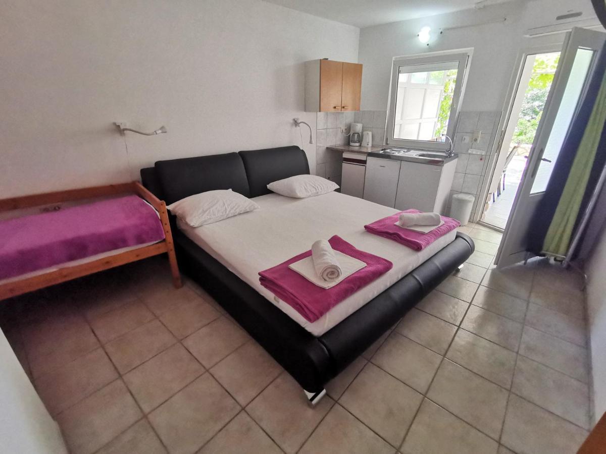 Apartments Niko ドラマリ エクステリア 写真
